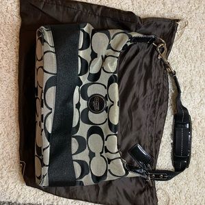 Black coach purse with C like new